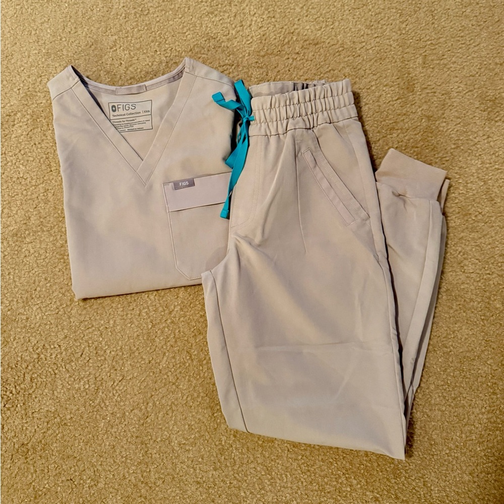 Figs Boulder High Waisted Jogger and Scrub top Set